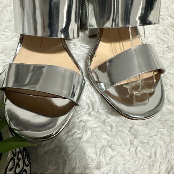 Dolce Vita Metallic Silver Sandals Sz 8.5M Strappy Heels Women’s Evening Mules - Picture 12 of 12